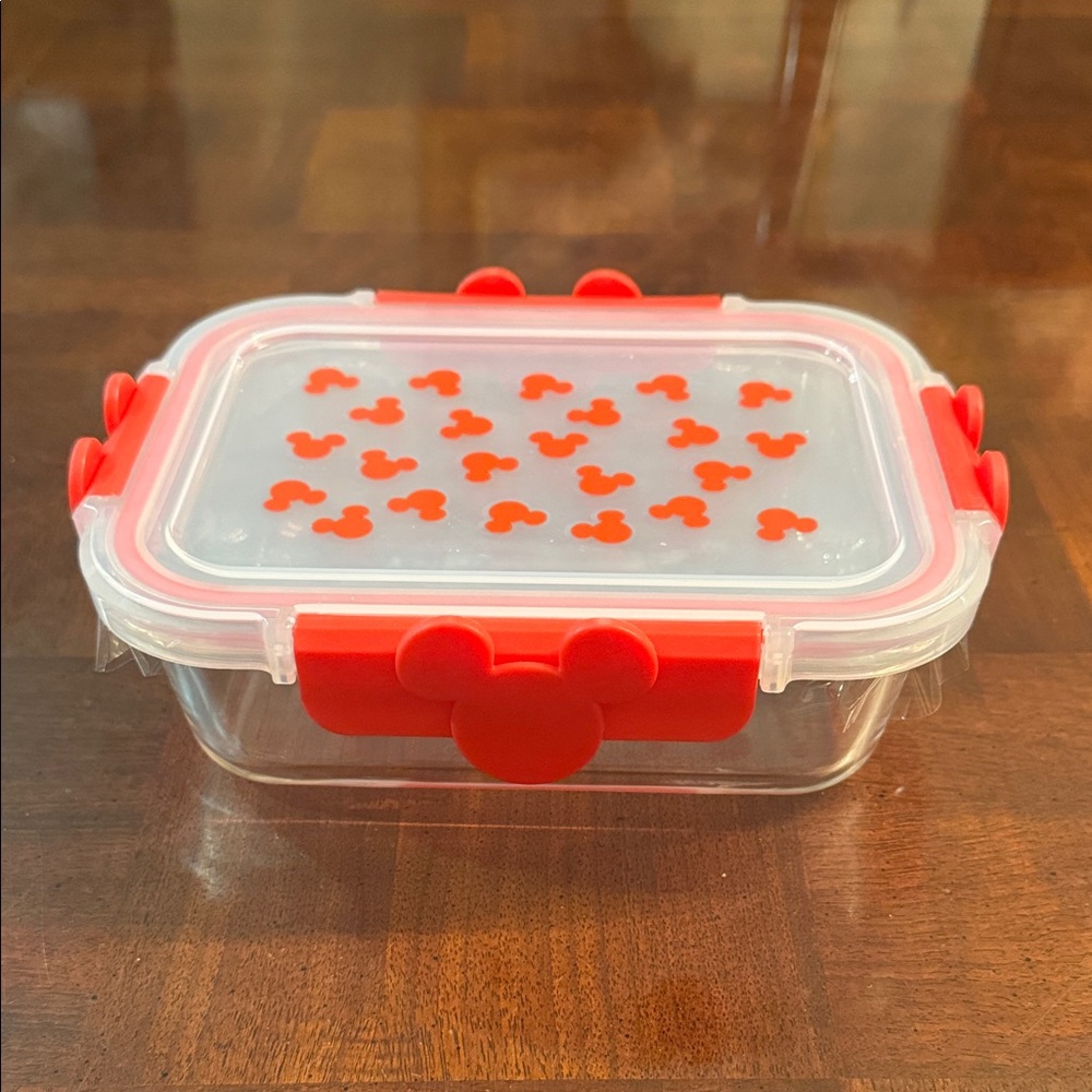 4.25 cups Disney Mickey Mouse Food Storage Container New